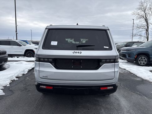 New 2026 Jeep Grand Wagoneer Limited AWD/4WD image 5