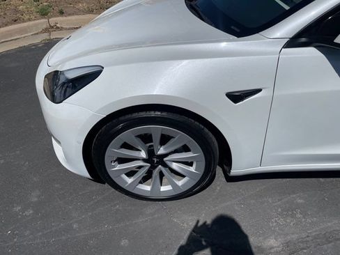 Used 2022 Tesla Model 3 Long Range AWD/4WD image 24