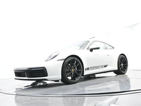 Certified 2022 Porsche 911 Carrera image 42