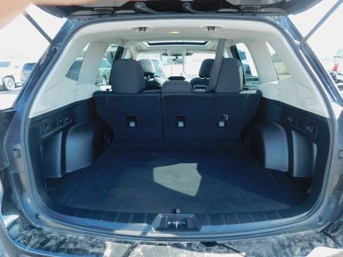 Used 2023 Subaru Forester Premium image 12