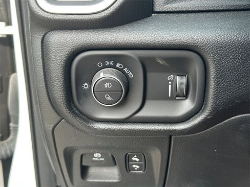 Used 2022 RAM 1500 Big Horn image 20
