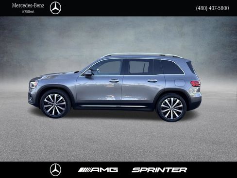 Certified 2022 Mercedes-Benz GLB 250 4MATIC w/ Premium Package Lite image 2