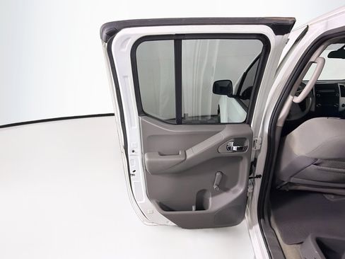 Used 2016 Nissan Frontier S RWD image 23