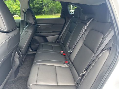 New 2025 Nissan Murano SV image 11