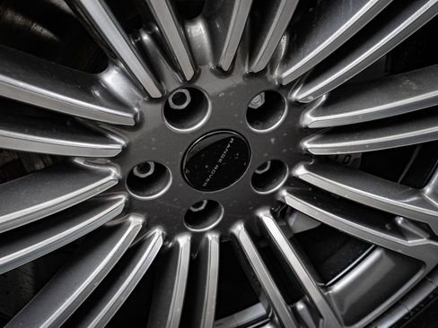 New 2026 Land Rover Range Rover Sport Dynamic SE image 8