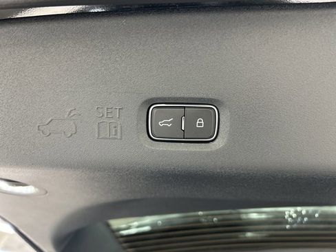 New 2026 Lincoln Navigator Reserve AWD/4WD image 36