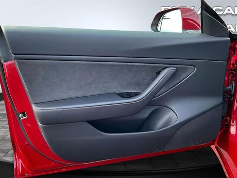 Used 2018 Tesla Model 3 Long Range image 22