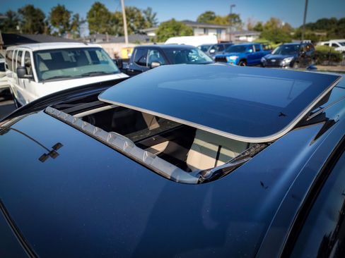 Used 2025 MAZDA CX-70 Plug-In Hybrid w/ Premium Pkg image 14