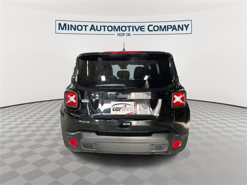 Certified 2023 Jeep Renegade Latitude image 7