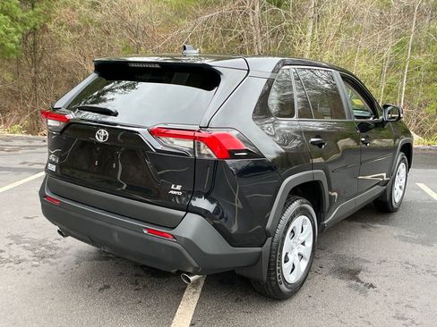 Used 2025 Toyota RAV4 LE image 5