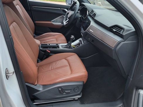 Used 2019 Audi Q3 2.0T Premium Plus w/ Premium Plus Package AWD/4WD image 20
