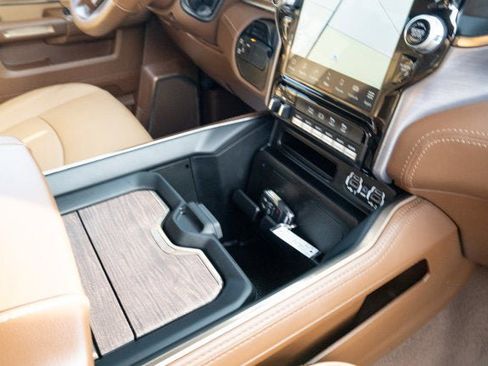 Used 2022 RAM 2500 Limited image 42