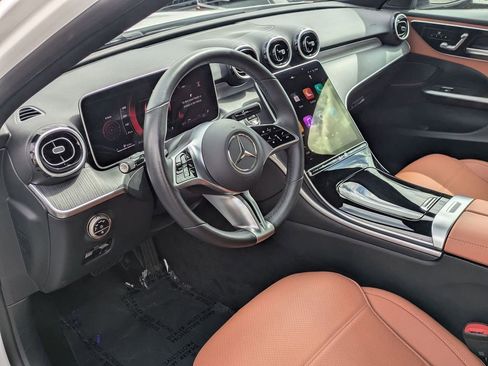 Used 2025 Mercedes-Benz C 300 4MATIC Sedan image 18