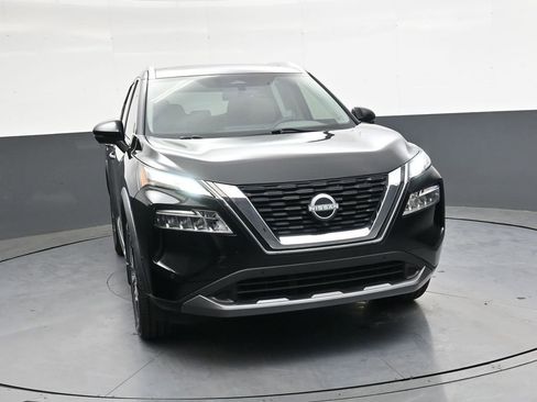 Used 2023 Nissan Rogue SL w/ SL Premium Package FWD image 4
