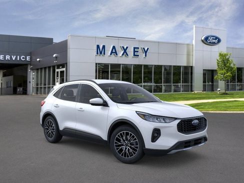 New 2026 Ford Escape SE FWD image 7
