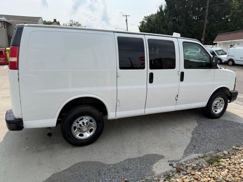 Used 2007 Chevrolet Express 2500 RWD image 5