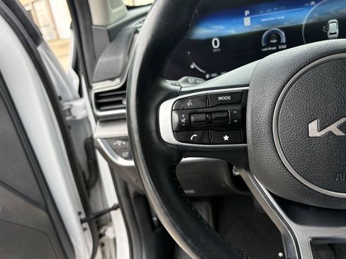 Used 2024 Kia Sportage SX FWD image 16