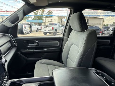 Used 2023 RAM 1500 Big Horn AWD/4WD image 16