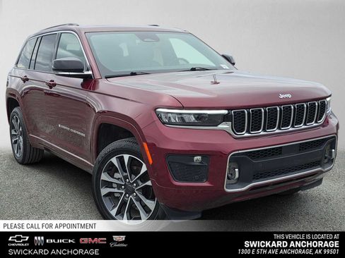 Used 2025 Jeep Grand Cherokee Overland AWD/4WD image 1
