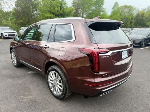 Used 2023 Cadillac XT6 Premium Luxury w/ Technology Package AWD/4WD image 6
