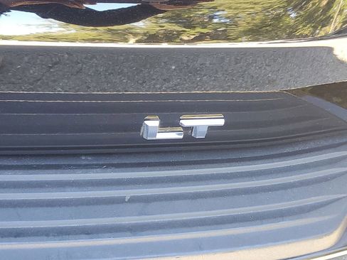 Used 2021 Chevrolet Tahoe LT image 7