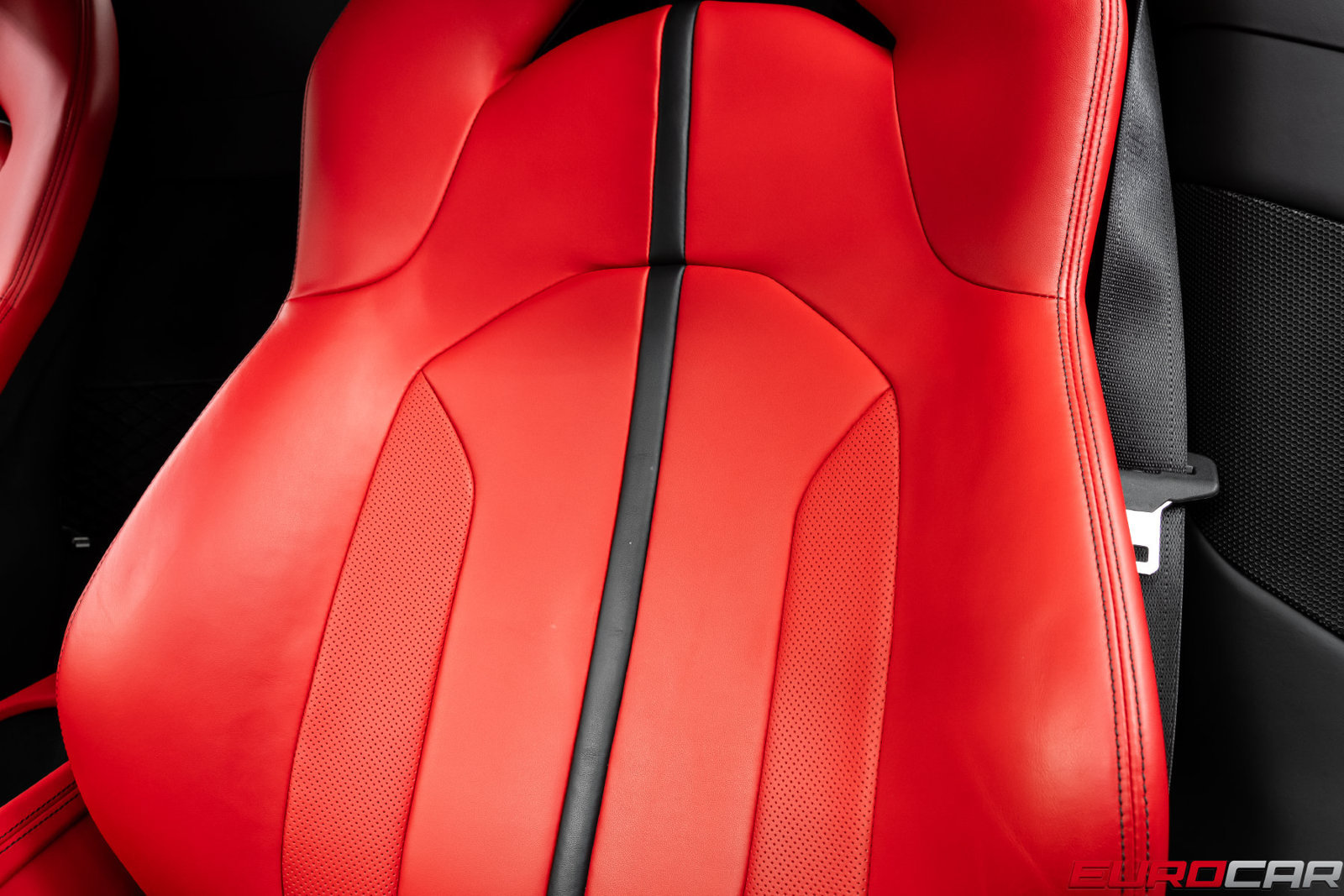 Used 2020 Ferrari F8 Tributo RWD image 53