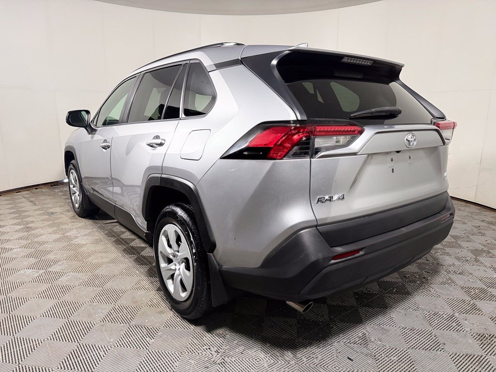 Used 2019 Toyota RAV4 LE w/ All Weather Liner Package AWD/4WD image 4
