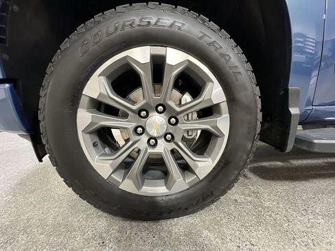 Certified 2024 Chevrolet Silverado 1500 High Country w/ Technology Package image 33