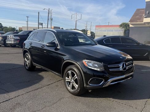 Used 2016 Mercedes-Benz GLC 300 image 3