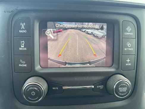 Used 2022 RAM 1500 Big Horn AWD/4WD image 18