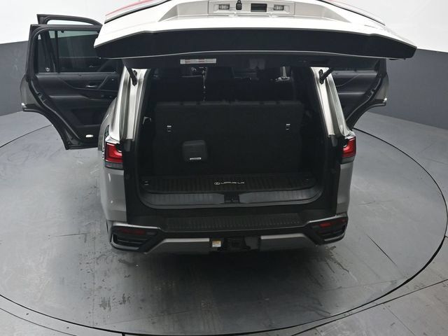Used 2023 Lexus LX 600 4WD w/ Luxury Package image 56