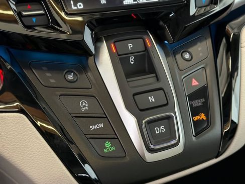 New 2026 Honda Odyssey Touring image 25