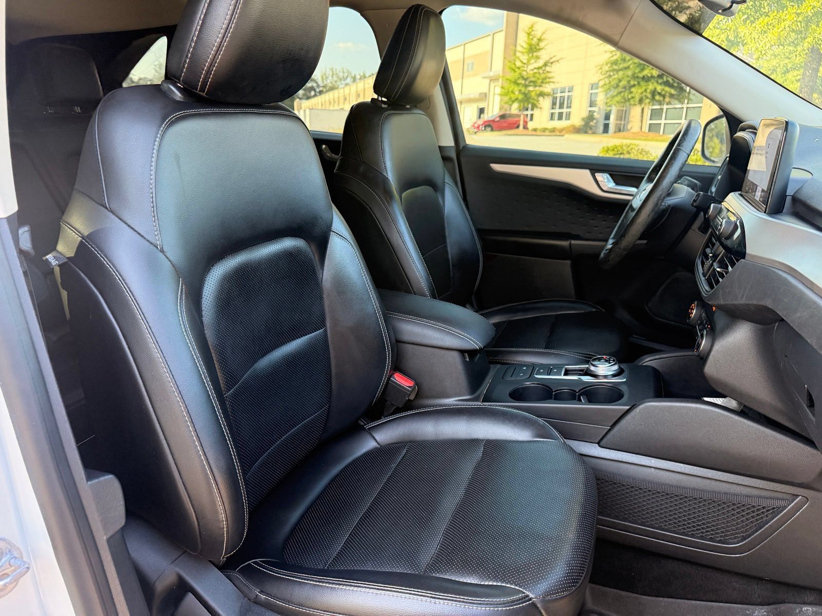 Used 2020 Ford Escape SEL FWD image 36