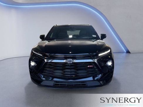 Used 2023 Chevrolet Blazer RS w/ Driver Confidence II Package FWD image 2