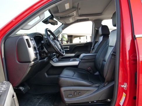 Used 2019 Chevrolet Silverado 2500 LTZ w/ Duramax Plus Package AWD/4WD image 26
