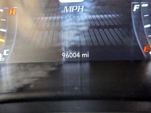 Used 2020 Dodge Challenger R/T RWD image 17