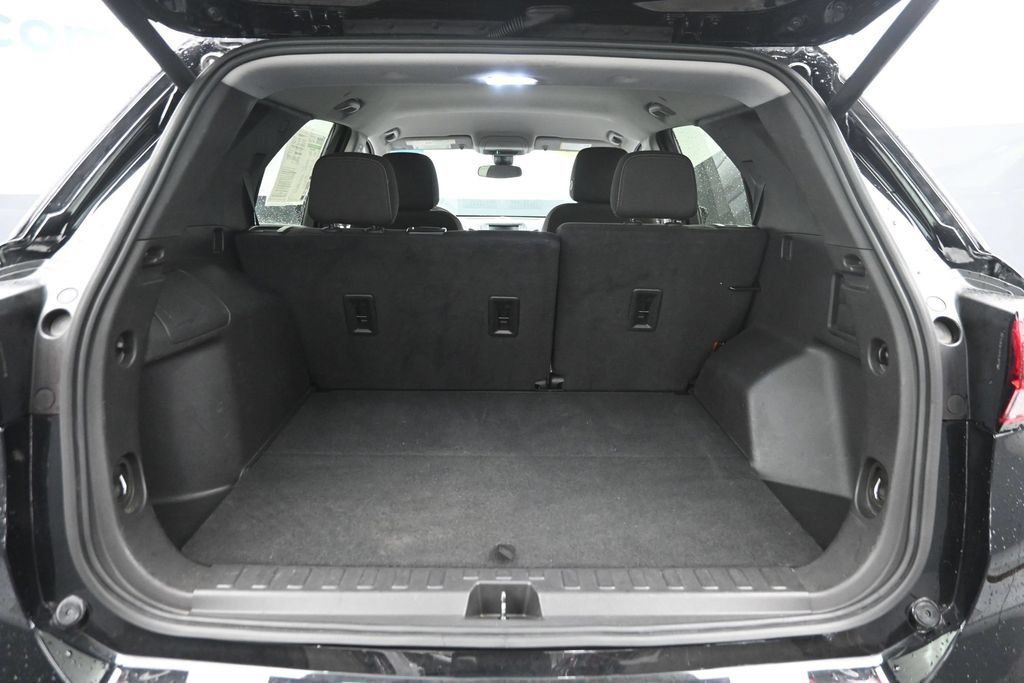 Used 2024 Chevrolet Equinox LT AWD/4WD image 11
