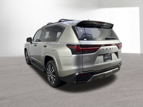 Used 2023 Lexus LX 600 4WD w/ Appearance Package image 34