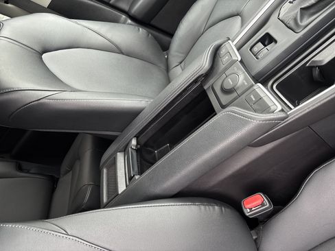Used 2025 Toyota Grand Highlander FWD image 18