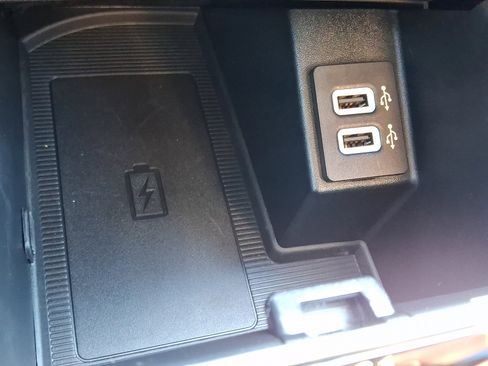 Used 2020 Ford Edge Titanium w/ Equipment Group 301A image 26