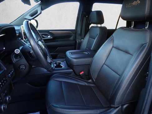 Used 2022 Chevrolet Tahoe High Country AWD/4WD image 13