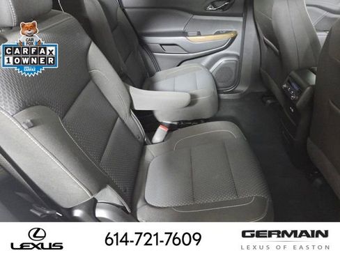 Used 2023 GMC Acadia SLE image 23