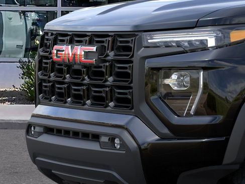 New 2026 GMC Canyon Elevation image 13