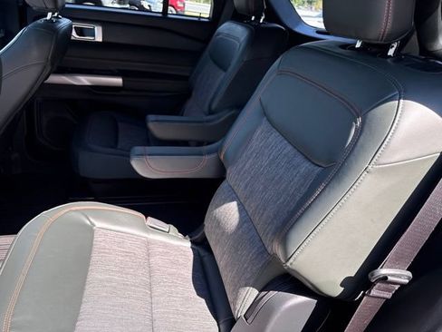 Used 2023 Ford Explorer Timberline w/ Timberline Technology Package AWD/4WD image 10