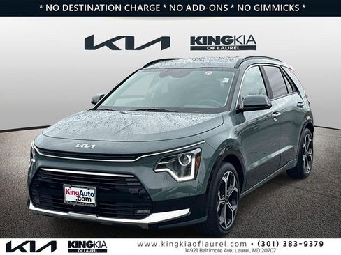 Used 2025 Kia Niro EX Touring FWD image 26