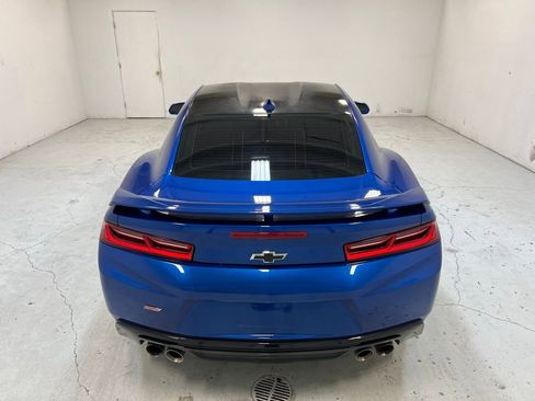 Used 2016 Chevrolet Camaro SS image 3