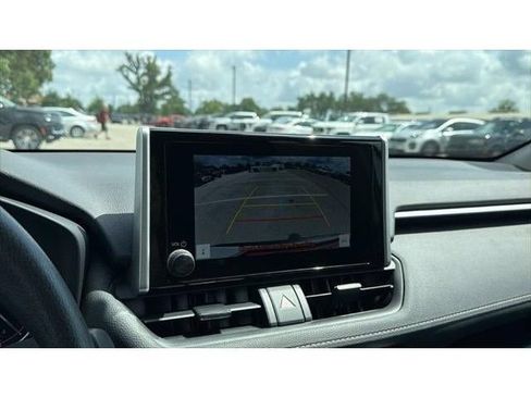 Certified 2025 Toyota RAV4 XLE AWD/4WD image 30