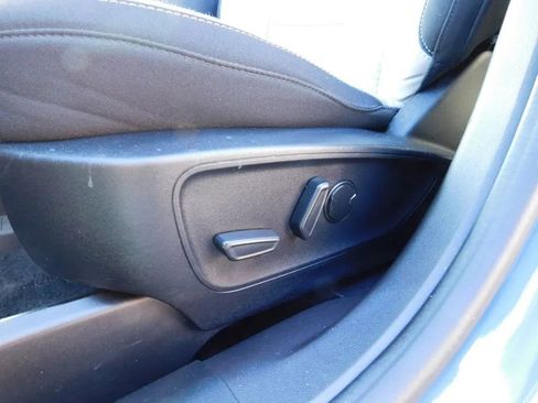 Used 2023 Ford Escape Active image 17