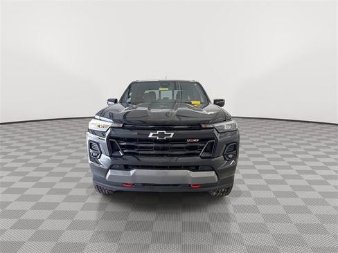 Certified 2024 Chevrolet Colorado Z71 w/ Z71 Convenience Package 2 image 4