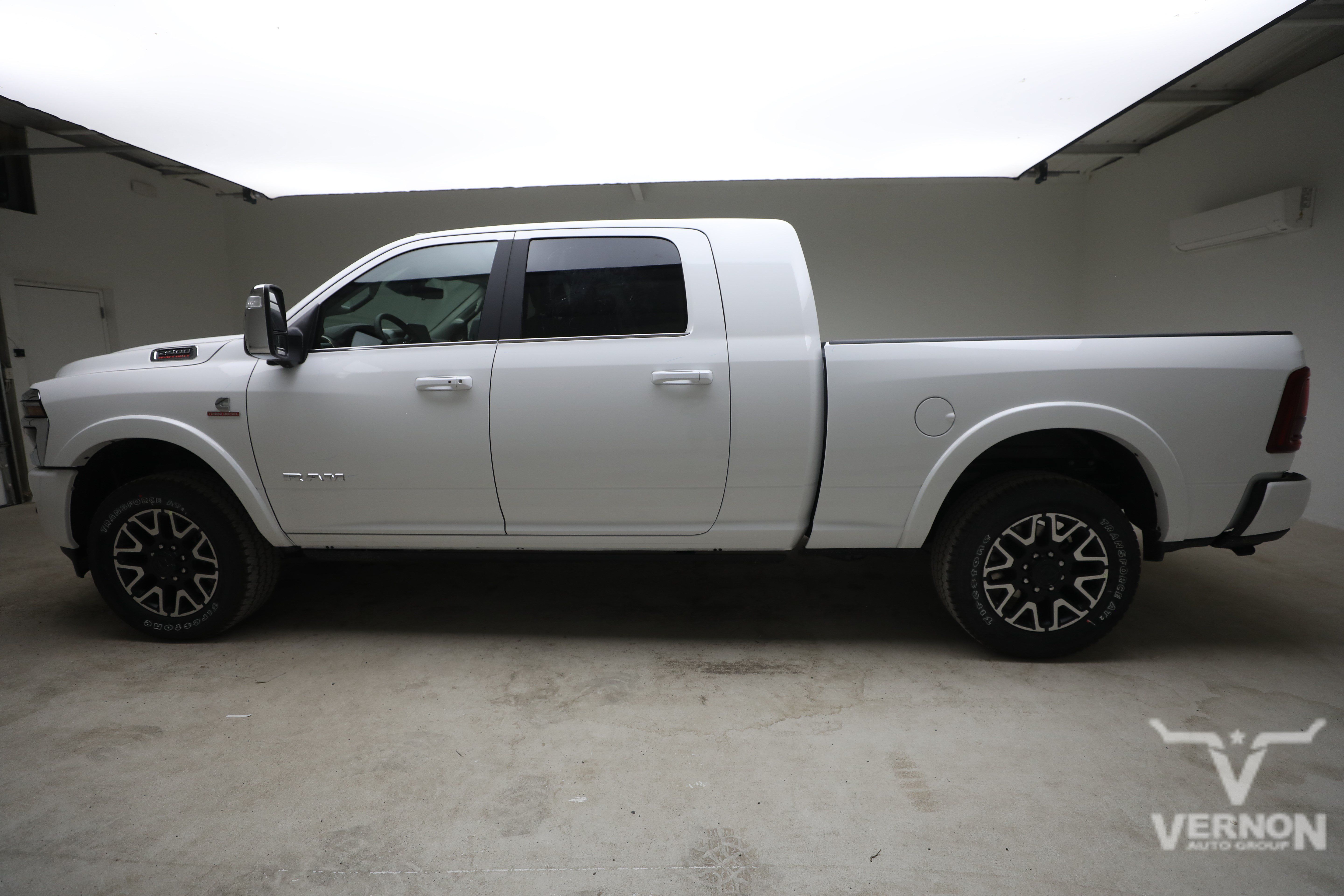 New 2027 RAM 2500 Limited AWD/4WD image 2